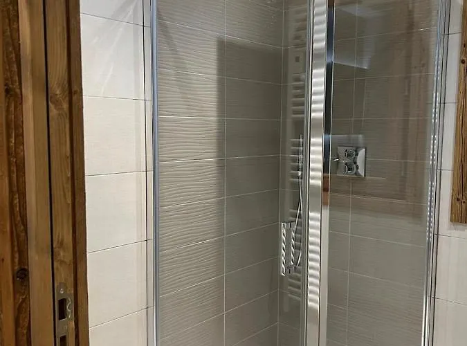 Les Cochettes Alpstuga *